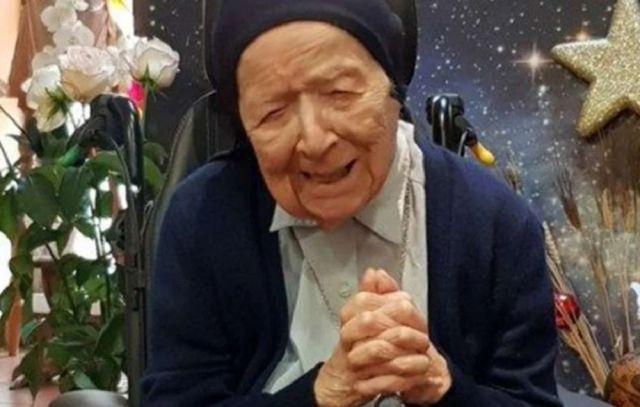 Às vésperas de completar 117 anos, uma freira francesa reconhecida como a pessoa mais velha da Europa está curada da Covid-19. 