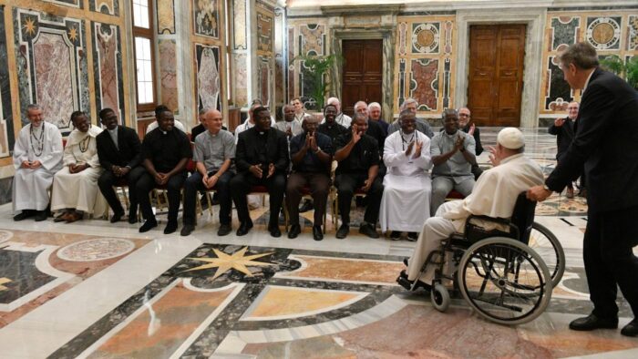 Missionários da África na Sala Clementina. (Vatican Media)