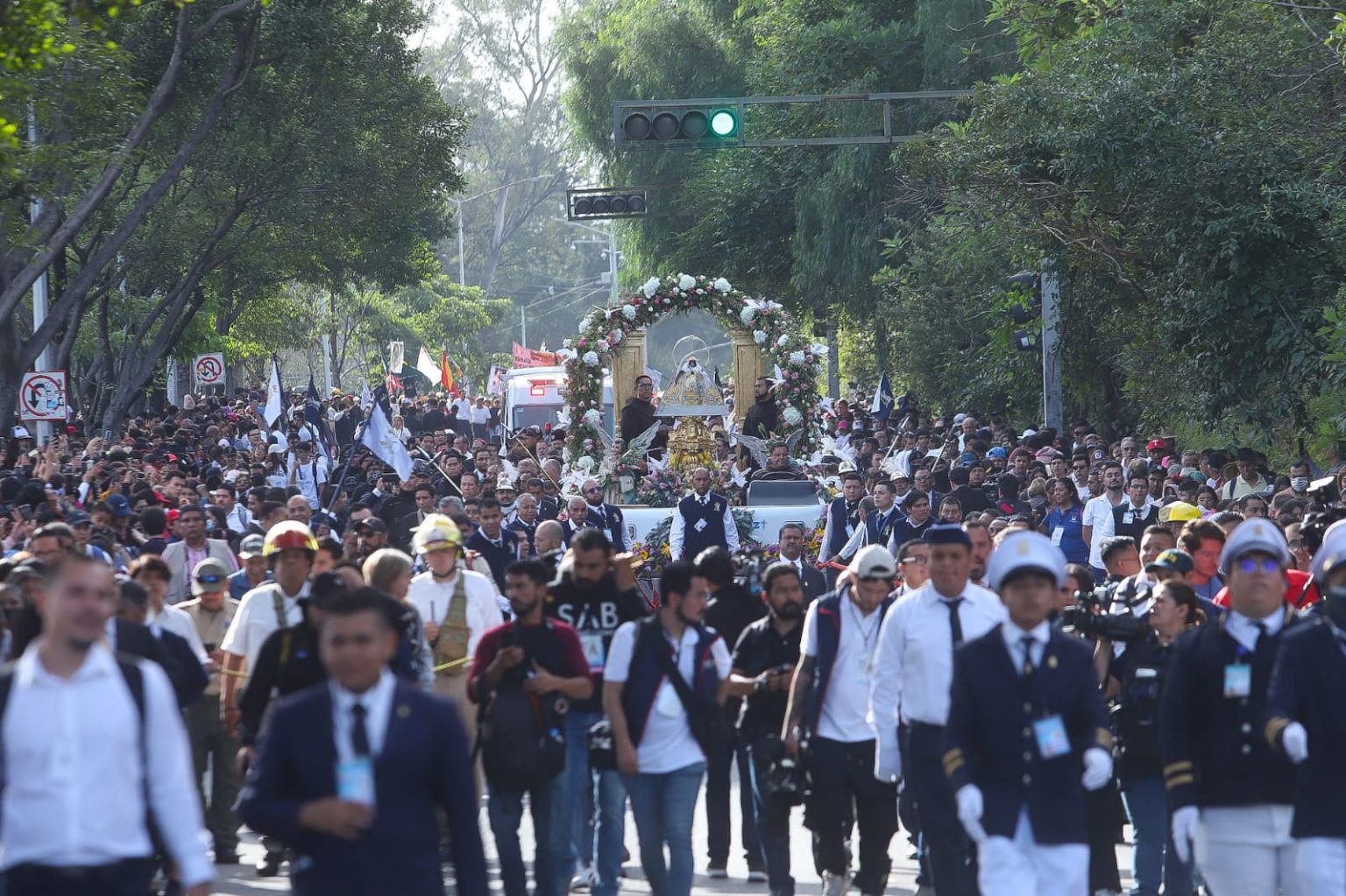 2,4 millones de fieles a la romería de Nuestra Señora de Zapopan